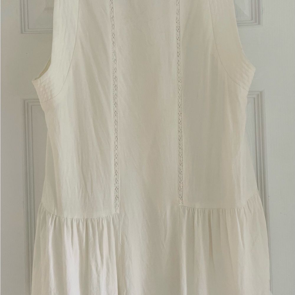 Black Swan Women’s Boho White Flowy Sleeveless Top Size Medium Button Down Front - Picture 8 of 10